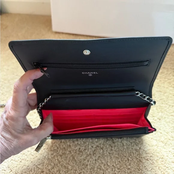 Authentic New Chanel Black Quilted Clutch - Picture 3 of 12